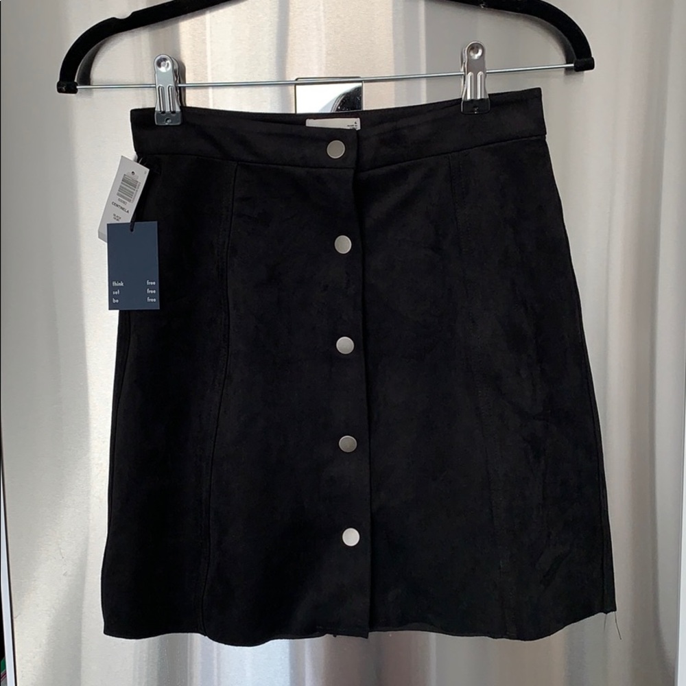 Aritzia Wilfred Free black suede skirt